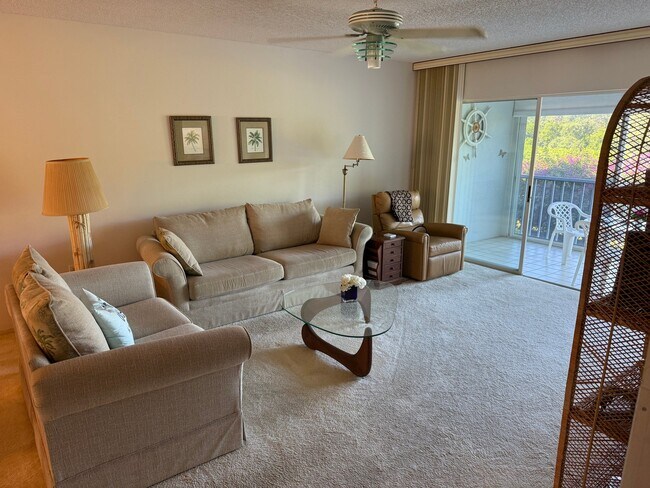 Building Photo - 614 Estuary Dr