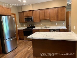 Foto del edificio - 245 32nd St