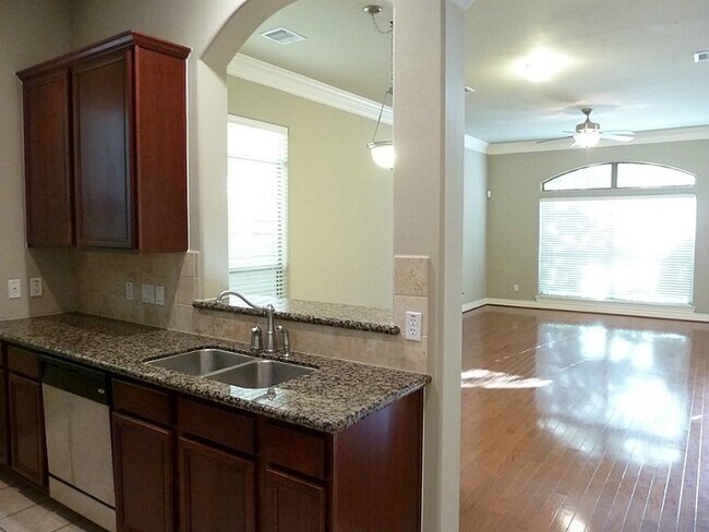 Building Photo - 9113 Creekstone Lake Dr