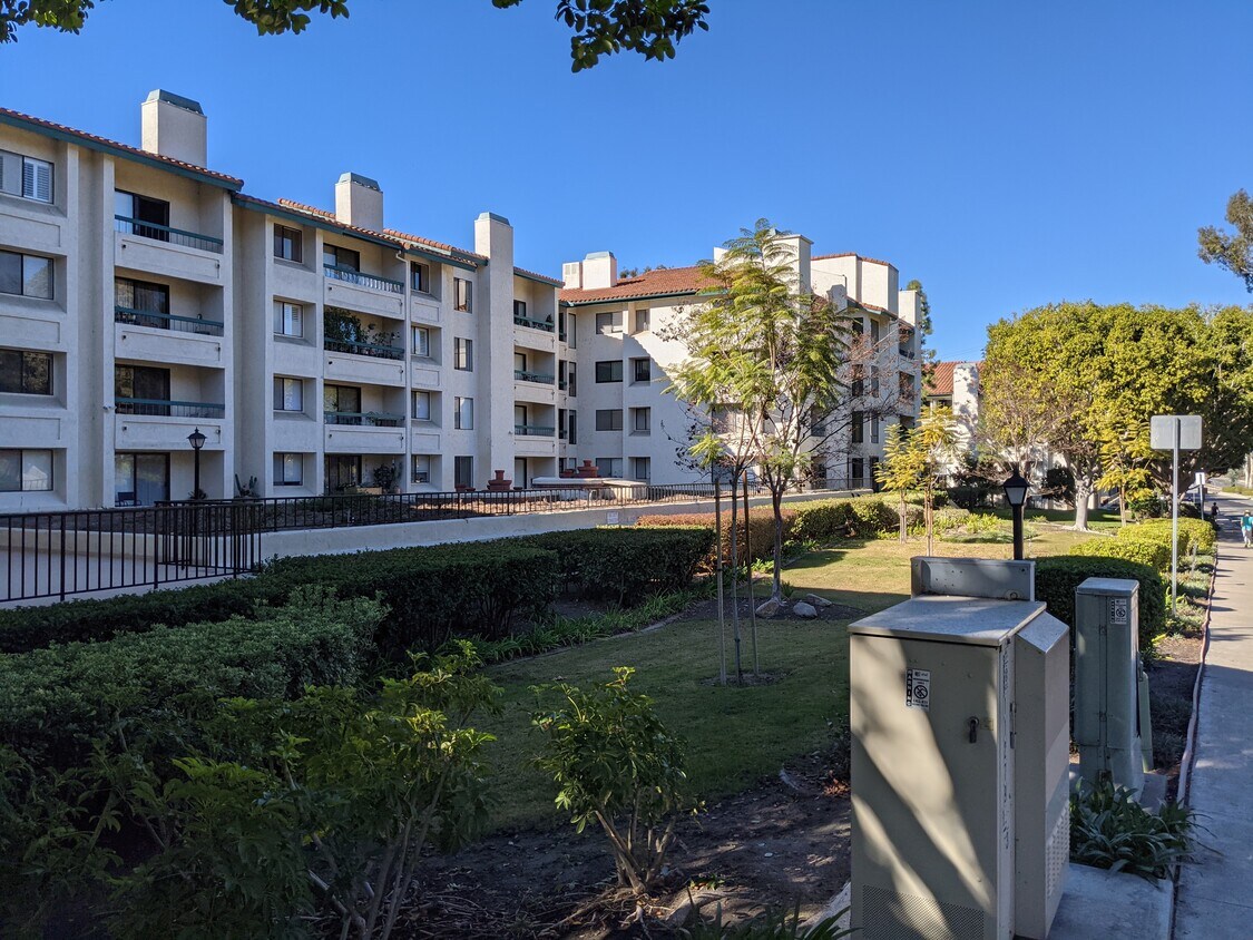Primary Photo - 11255 Tierrasanta Blvd