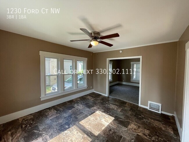 Building Photo - 1230 Ford Ct NW