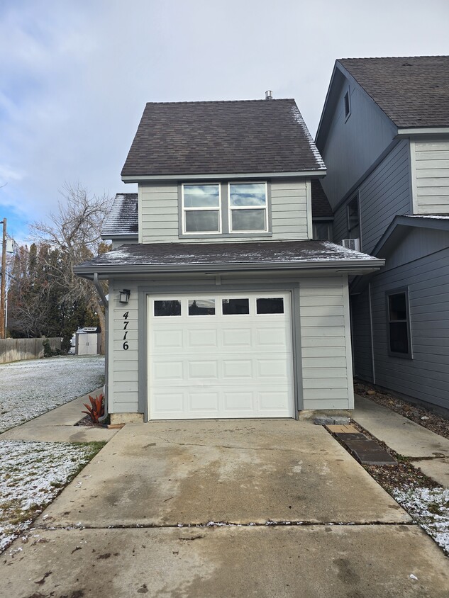 3 Bed 2 Barh Townhome on the Centeral Bench - 4716 W Kootenai St