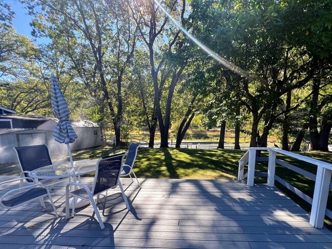 Foto del edificio - 27820 Quail Ln