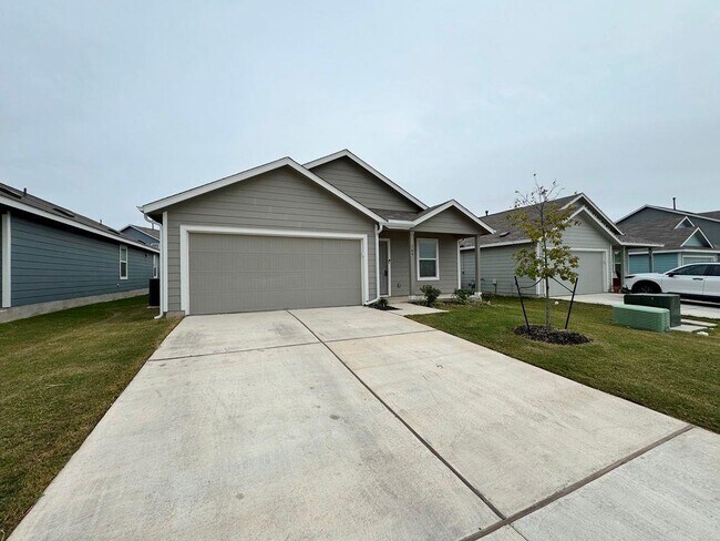 Foto del edificio - 109 Little Sparklers Lp