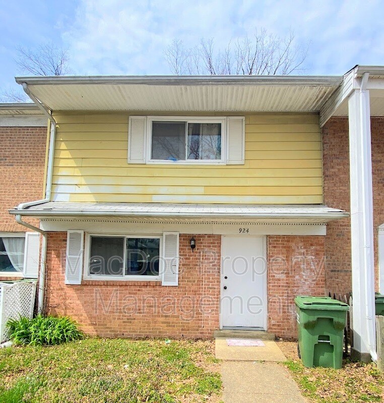 924 Anvil Rd, Fredericksburg, VA 22405 Townhome Rentals in