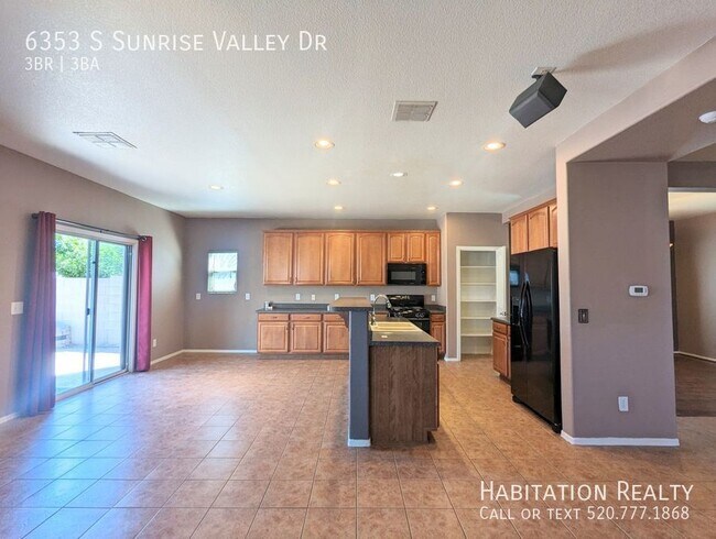 Foto del edificio - 6353 S Sunrise Valley Dr