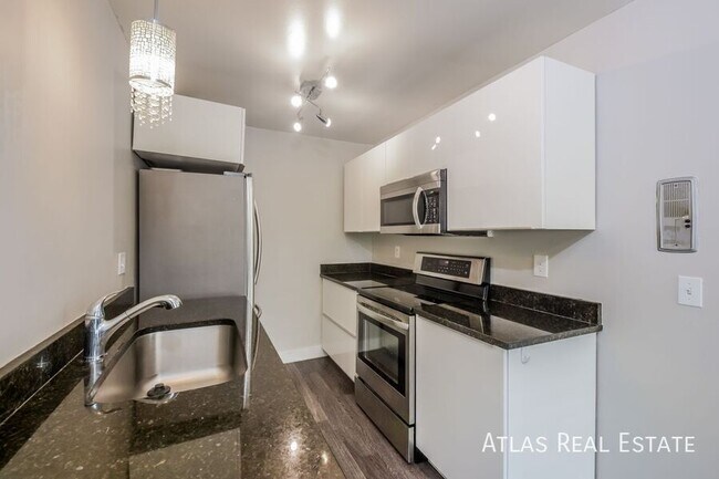 Foto del edificio - 3150 N Harlan St