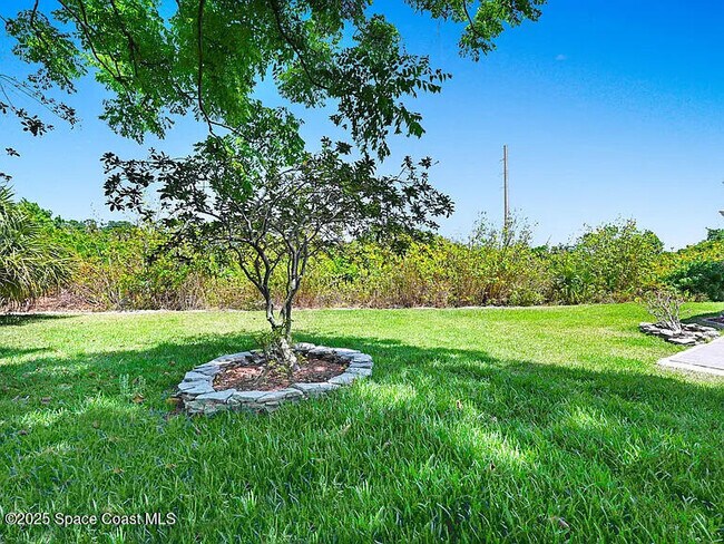 Foto del edificio - 2240 Spring Creek Cir