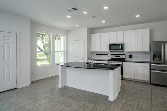 Foto del edificio - 2540 Acoma Ln