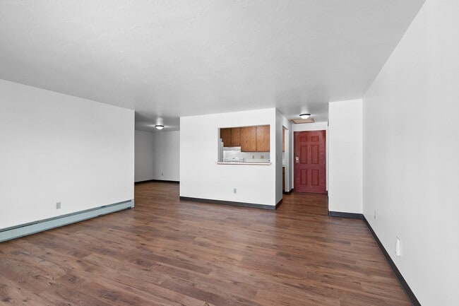 Building Photo - Wintergreen