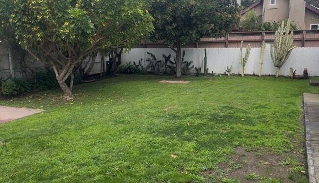 Building Photo - 3938 Tivoli Ave