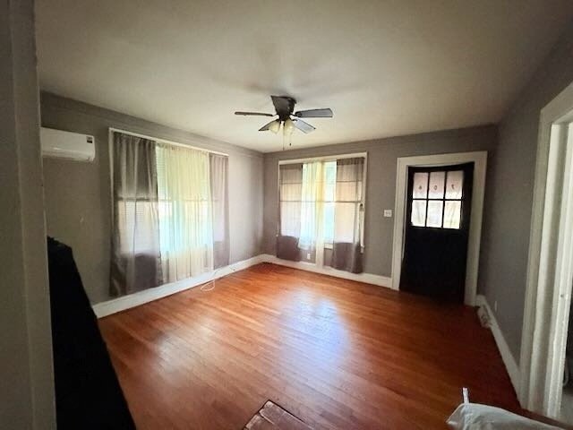 Foto del edificio - 706 3rd St