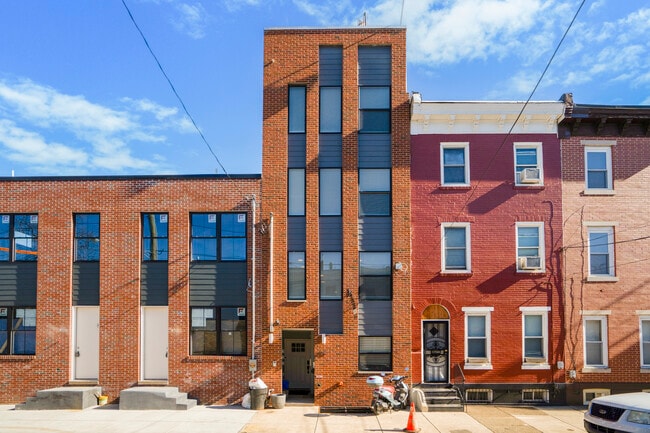 Building Photo - 1315 N 25th St
