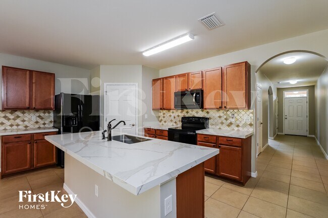 Foto del edificio - 631 SW 27th Terrace