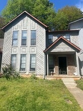 Building Photo - 803 Heritage Oaks Dr