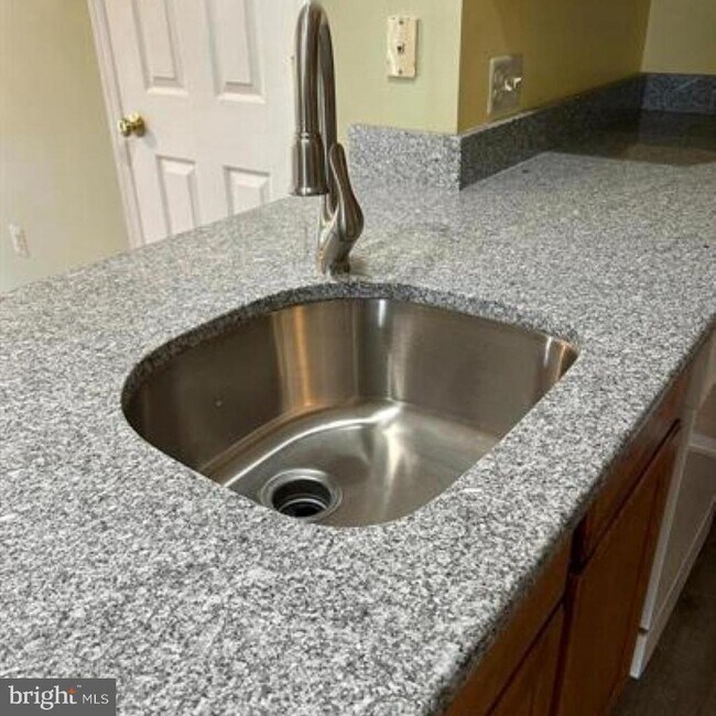 Foto del edificio - 109 Horseshoe Dr