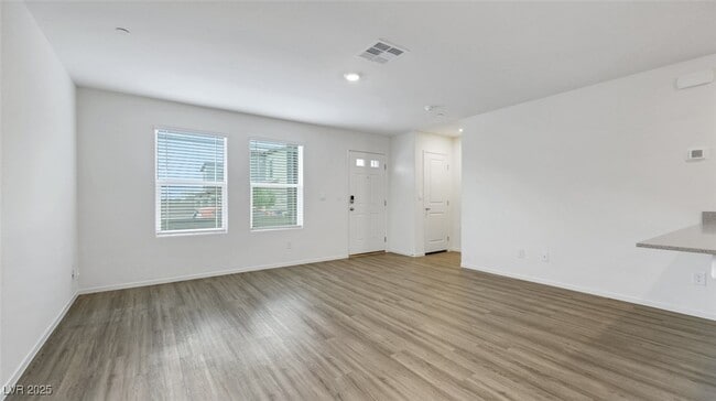 Building Photo - 3716 Celesta Vis Ave