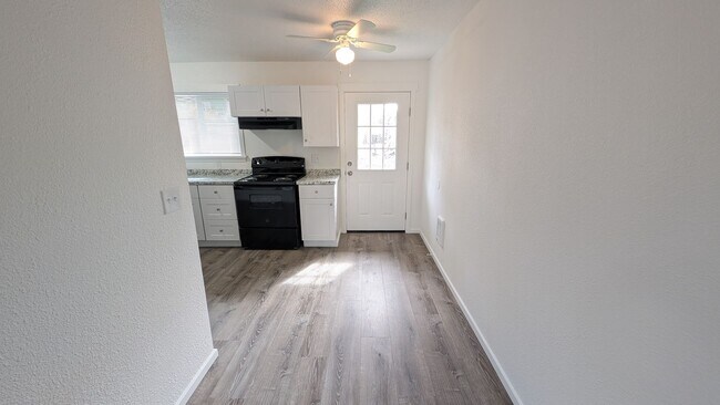 Foto del edificio - One level in Shewood