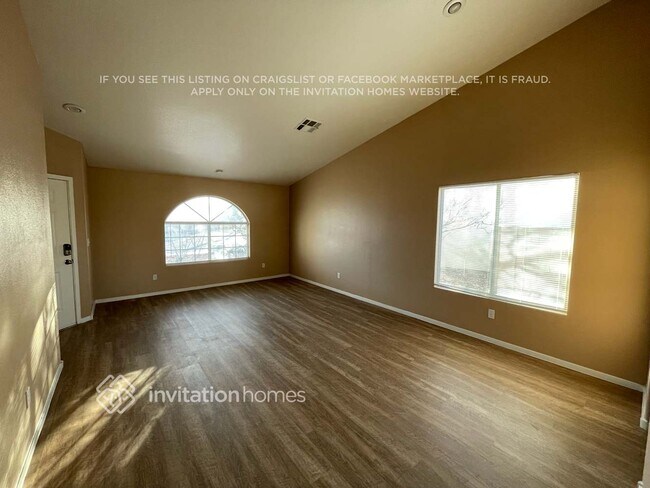 Foto del edificio - 1938 Panther Pl