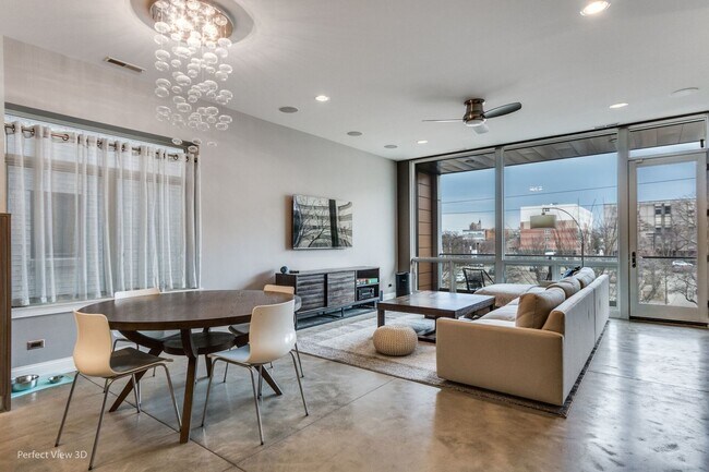 Foto del edificio - 1444 N Western Ave