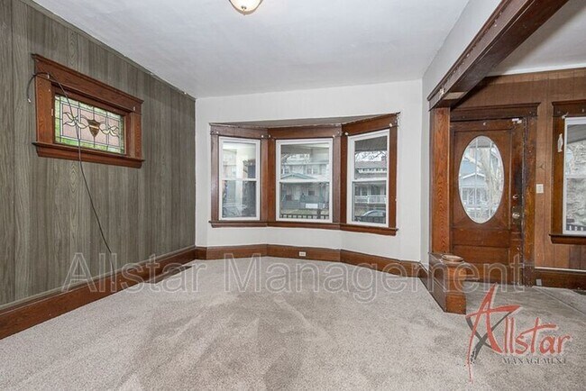 Foto del edificio - 2045 W 89th St