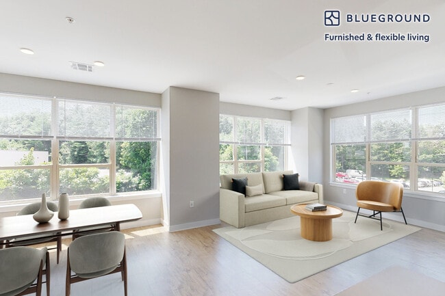 Building Photo - 861 Broadway-SI FL3-ID6446A