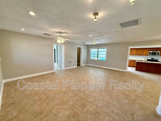 Photo - 3944 E Eden Roc Cir House