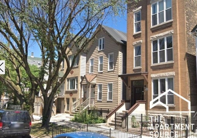 Building Photo - 3309 N Southport Ave