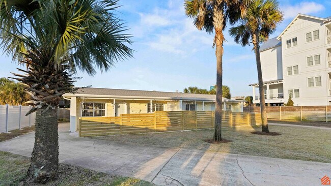 Foto del edificio - 209 Angelfish Ave.