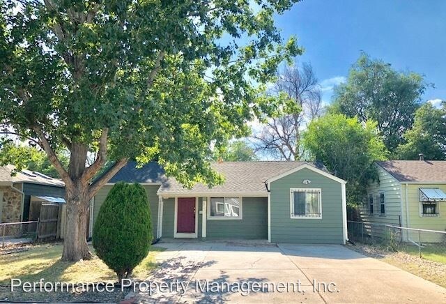 Foto principal - 3 br, 2 bath House - 935 Hazel Ct.