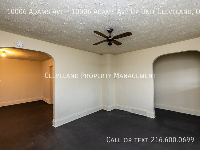 Foto del edificio - 10006 Adams Ave