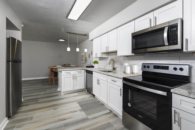 Reserves at Tidewater - Reserves at Tidewater Apartments