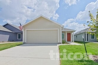 Building Photo - 907 Ponderosa Ln