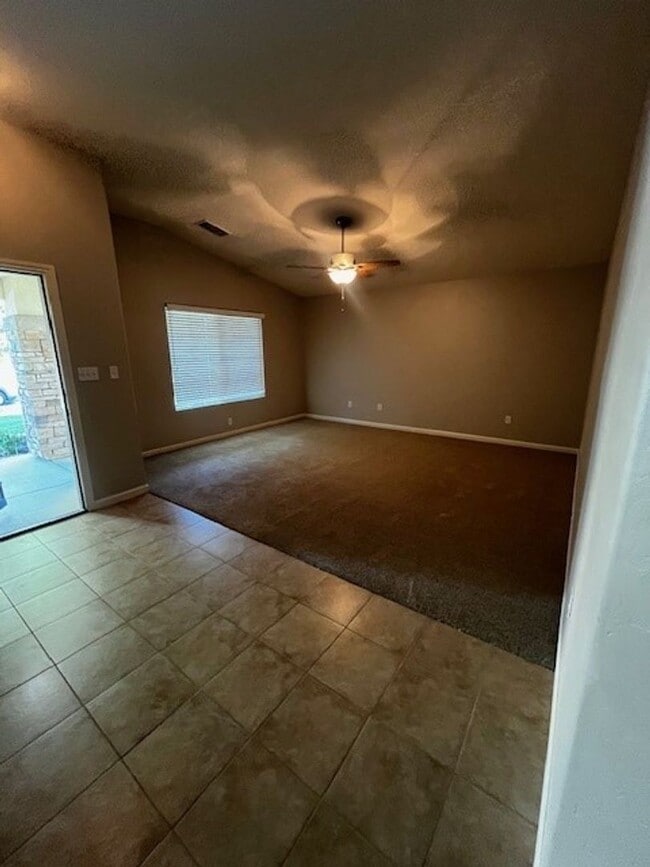 Building Photo - 6504 Nichelini Ct