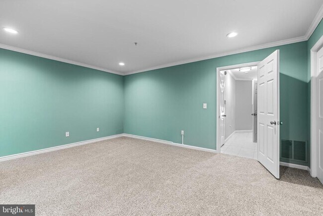Building Photo - 310 Pintail Ln
