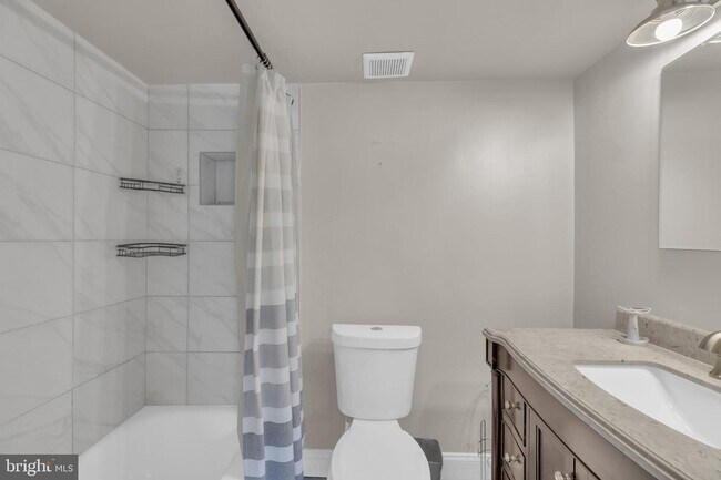 Foto del edificio - 5107 Crossfield Ct