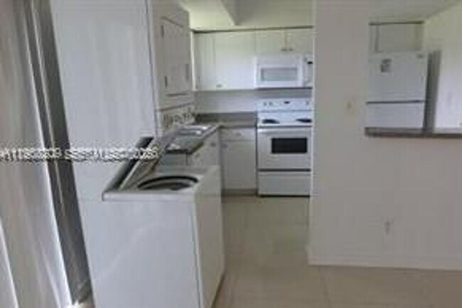 Foto del edificio - 2021 NW 59th Terrace