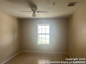 Foto del edificio - 7637 Windsor Oaks