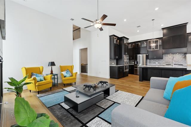 Foto del edificio - 9308 Rockmount Drive