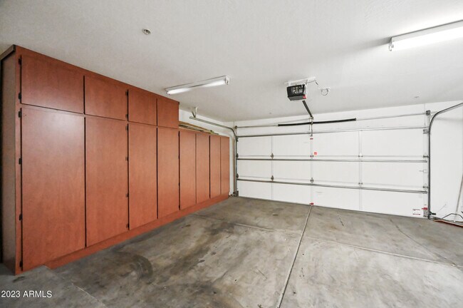 Building Photo - 4428 N 24th Way