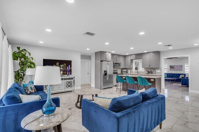 Foto del edificio - 340 SE 3rd Ct