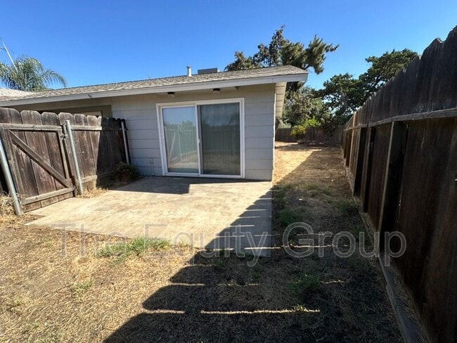 Building Photo - 2036 N Jacob Ct