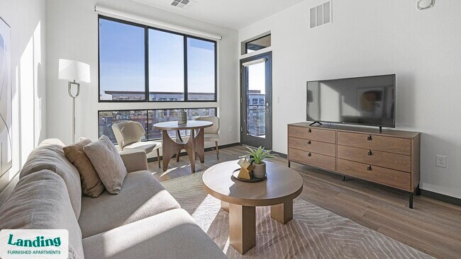 Foto del edificio - 6460 E McDowell Rd