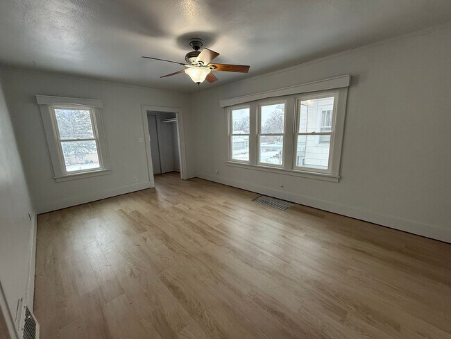 Foto del edificio - 3 Bedroom Home