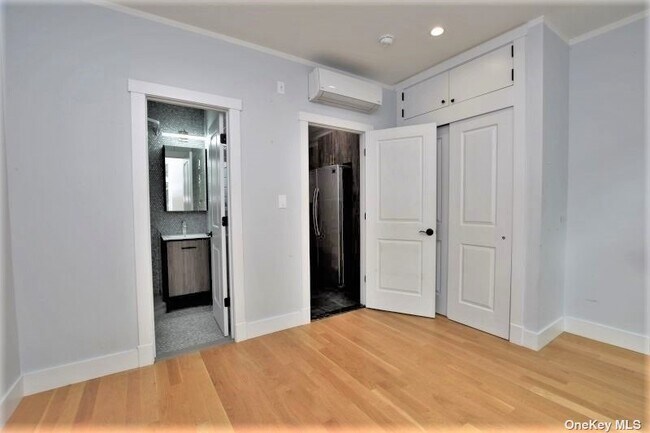 Building Photo - 48-54-54 46th St
