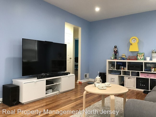 Building Photo - 50 Gillespie Rd