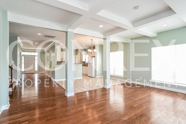Foto del edificio - Gorgeous 5 Bedroom with Tons of Space!