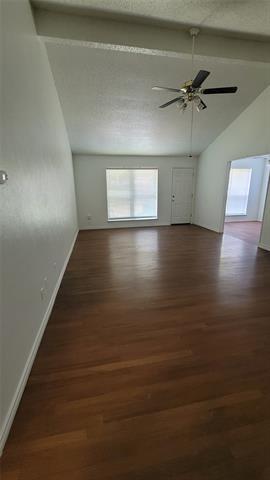 Building Photo - 1506 Roundrock Trail