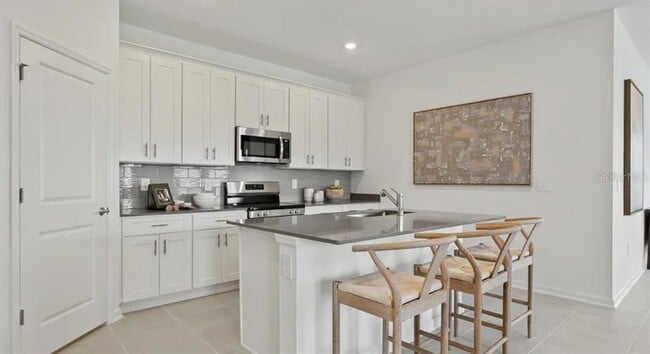 Foto del edificio - 4246 St Thomas Wy