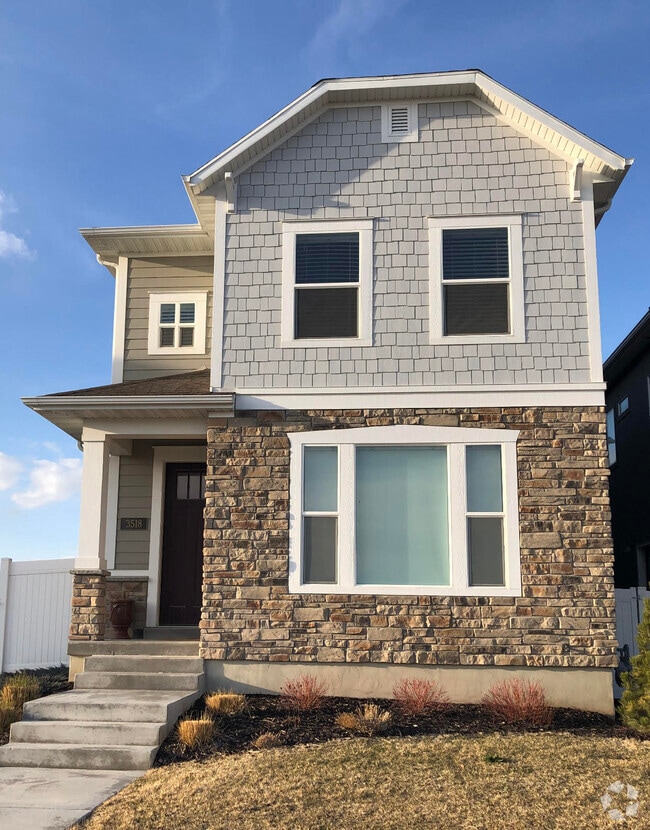 Building Photo - 3518 W Waterbury Dr